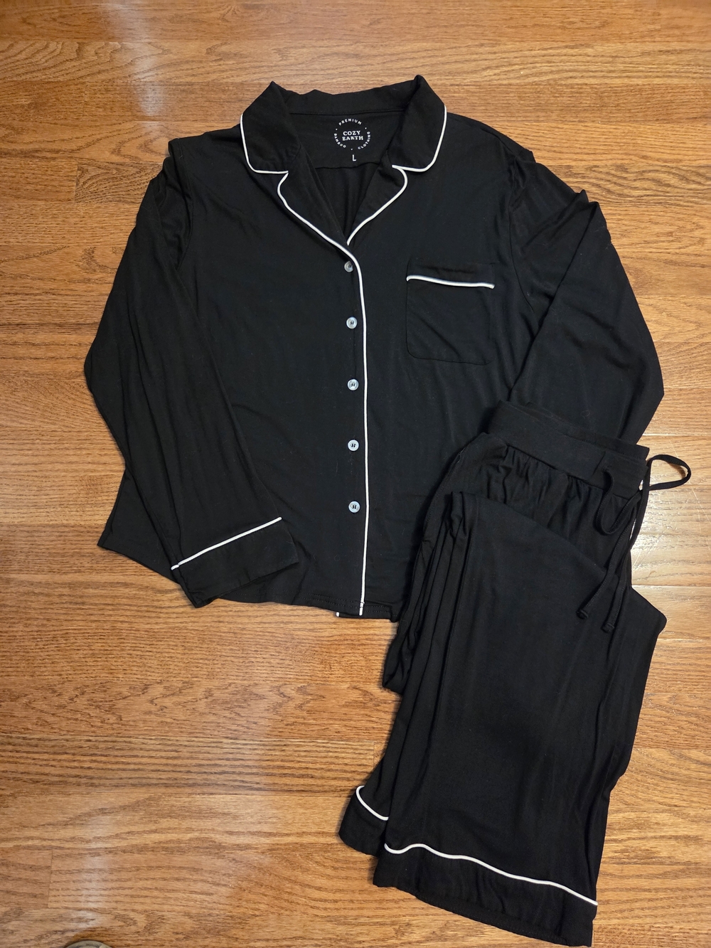 NNT Cozy Earth, Women's Pajama Set with White Piping, Large